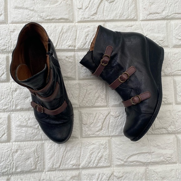 Eric Michael Lena Leather Black Brown Wedge Bootie 38 - Picture 1 of 8